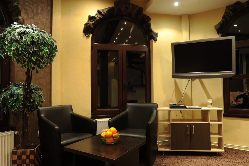 Klub Satelit Zlatibor Bed & Breakfast Exterior photo
