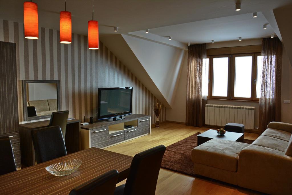 Klub Satelit Zlatibor Bed & Breakfast Exterior photo