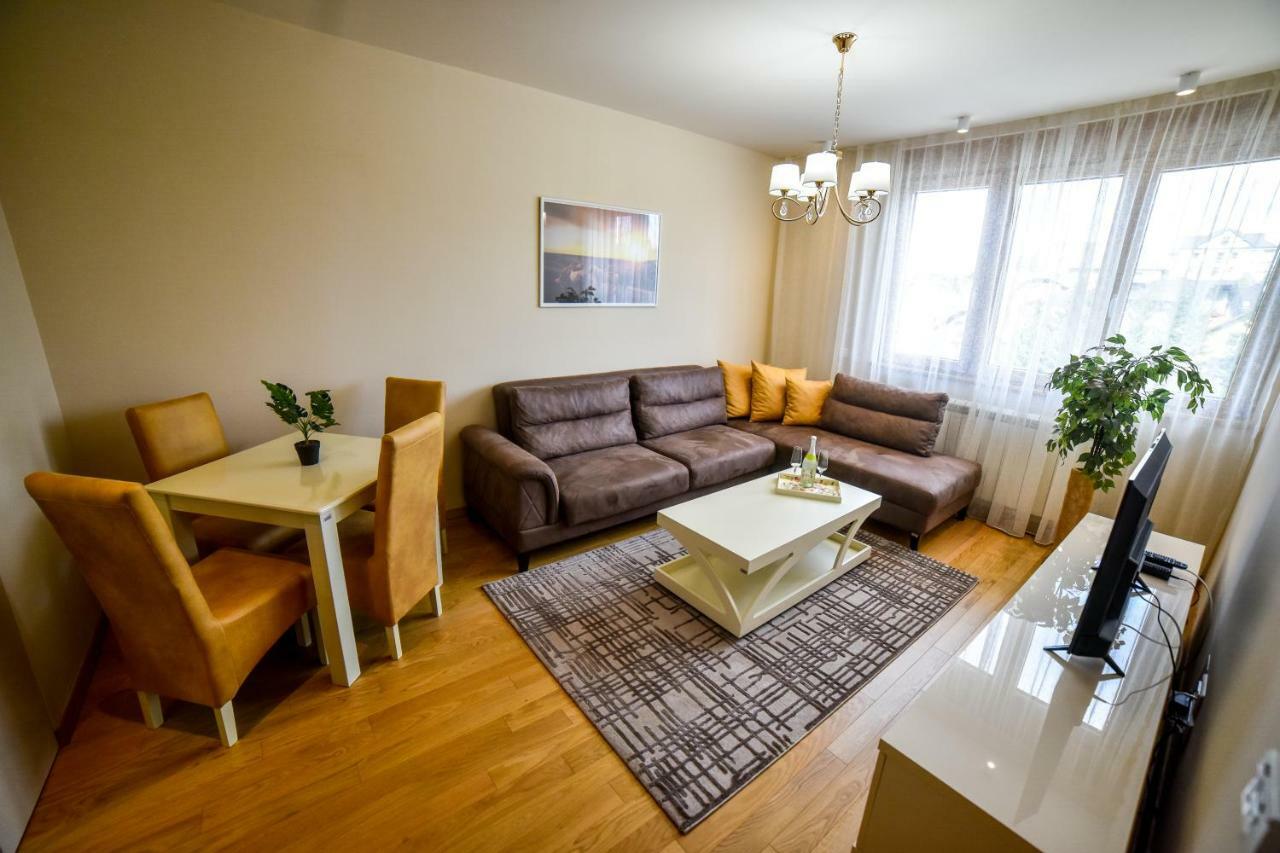 Klub Satelit Zlatibor Bed & Breakfast Exterior photo