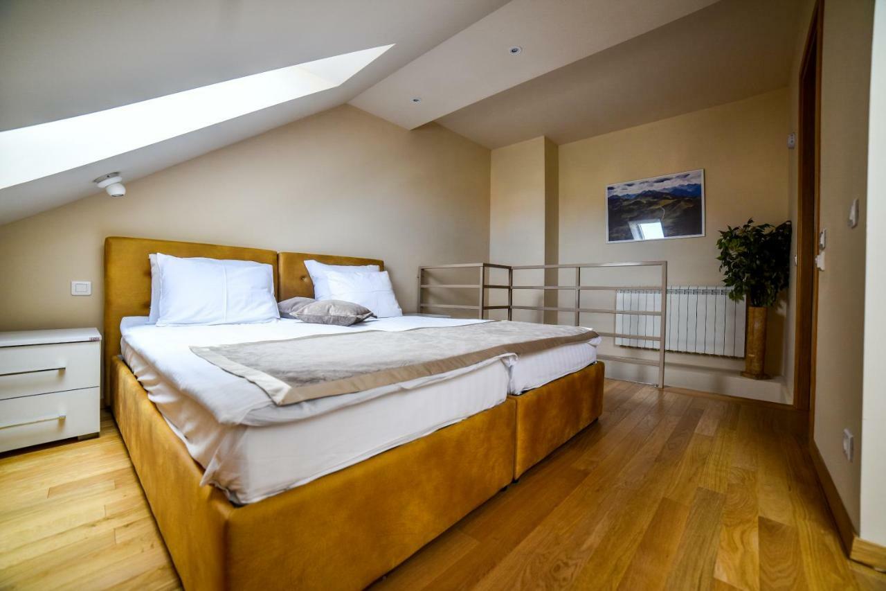 Klub Satelit Zlatibor Bed & Breakfast Exterior photo