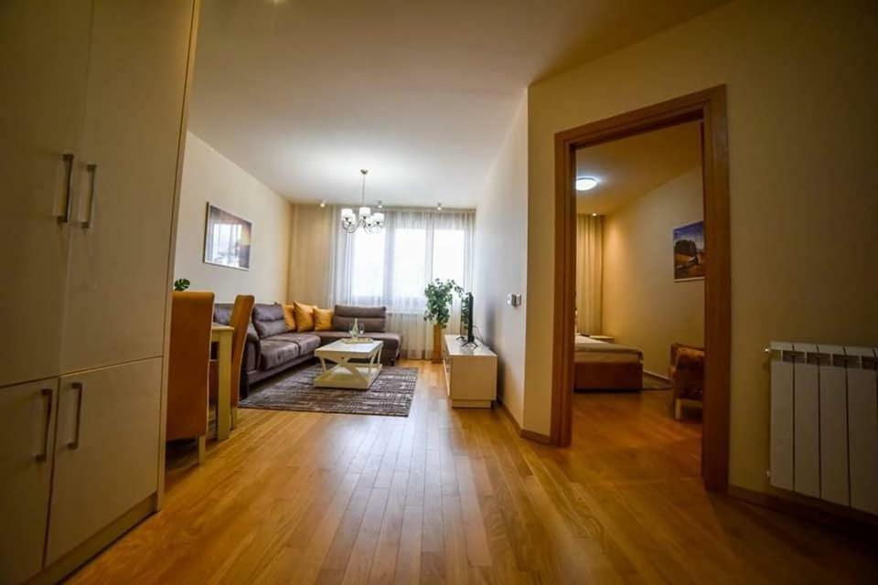 Klub Satelit Zlatibor Bed & Breakfast Exterior photo